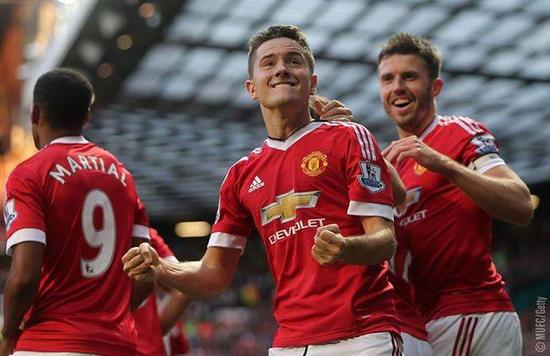 频繁给对手 频繁给对手